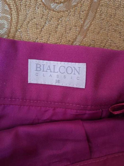 Spódnica ołówkowa midi do kolan Bialcon fuksja 36 S