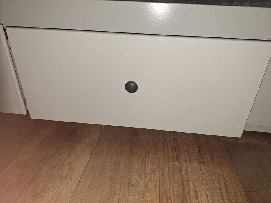 IKEA łóżko Hemnes idealna sofa leżanka rozkładane
