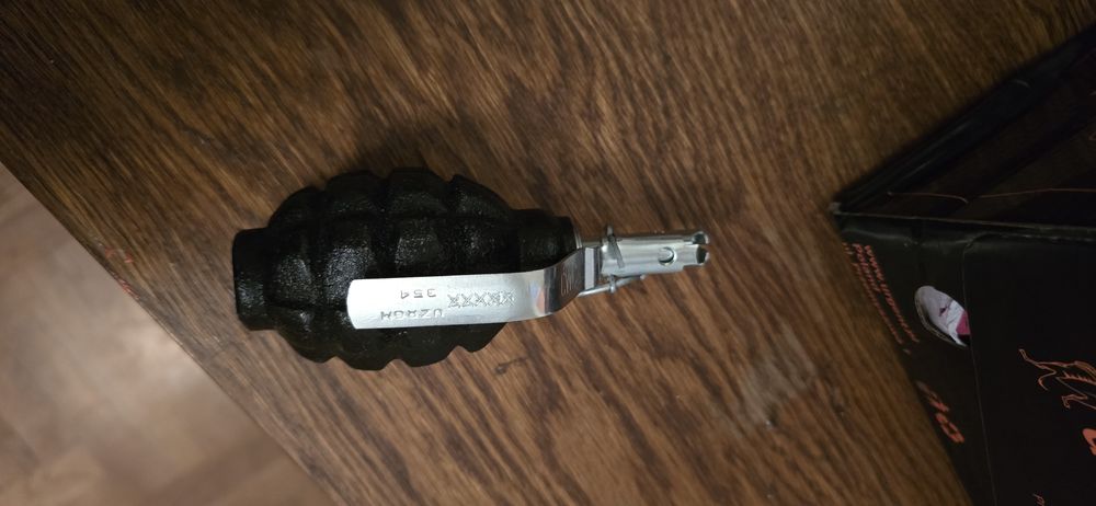 Uzgram szyszka f1 f 1 granat ćwiczebny uzgrm metalowy