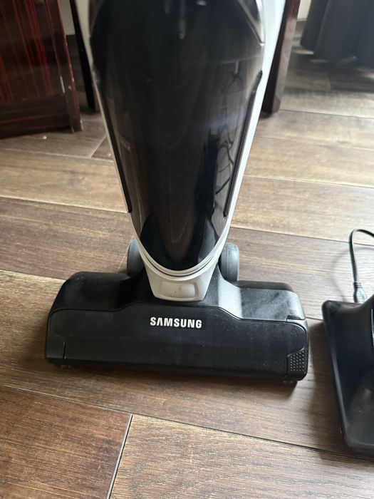 Пылесос 2в1 (вертикальный + ручной) Samsung