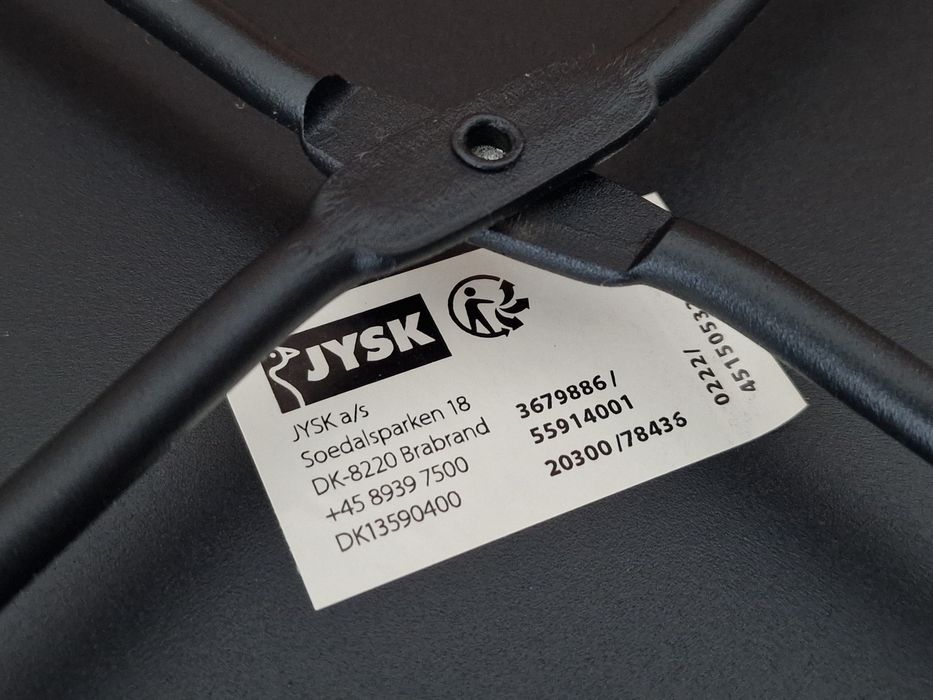 Mesa redonda JYSK — como nova