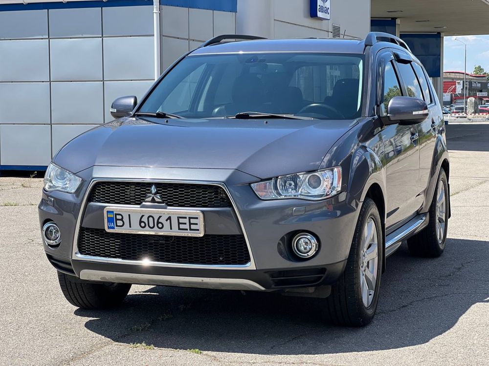 Mitsubishi Outlander XL ДИЗЕЛЬ АВТОМАТ 7 мест (Митсубиши Аутлендер)