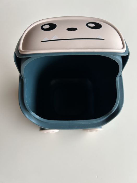 Kosz na śmieci z pokrywką jeż jeżyk (na biurko)