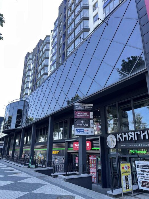 Оренда комерційного приміщення — 72 м², ТРЦ “Княгинин”