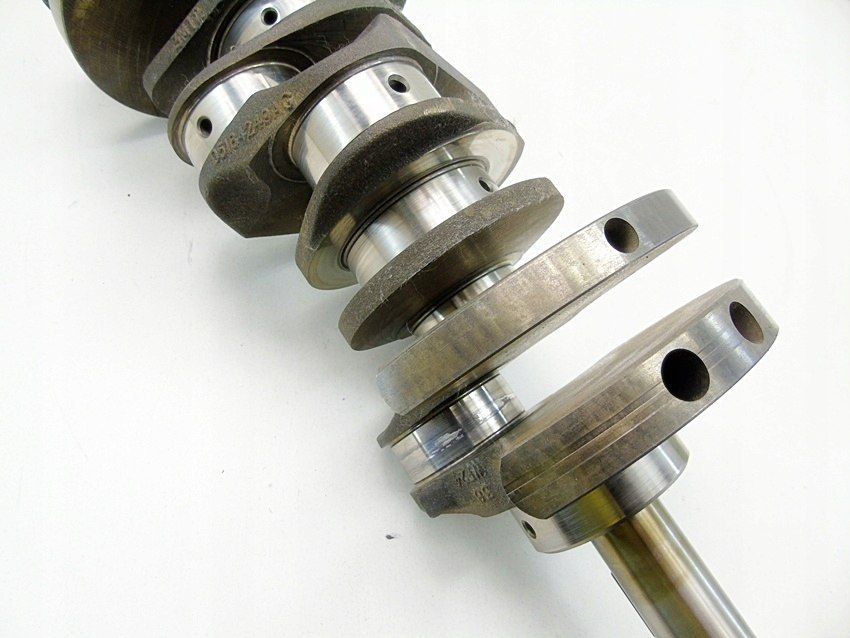 Wał Korbowy 3.6 Voyager Caravan Durango Cherokee Charger Wrangler 300C