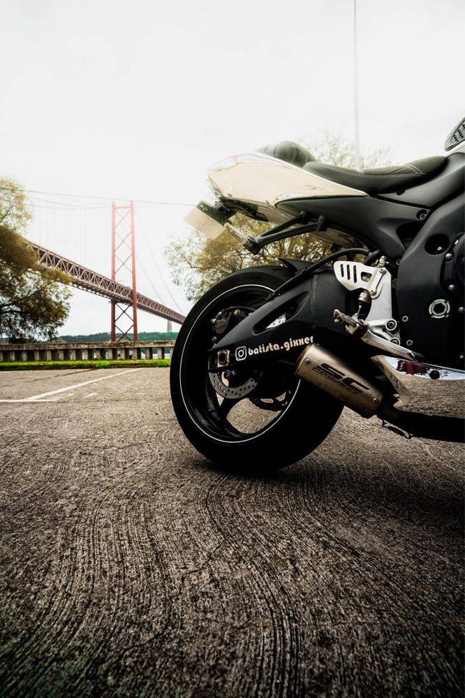 Gsxr750 k7 - Full Extras