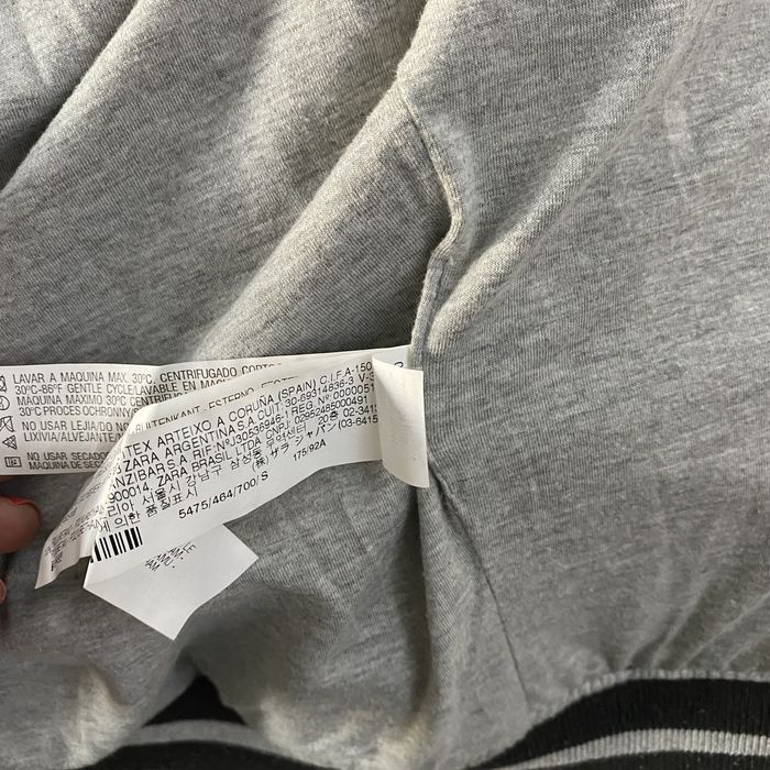 Parka da Zara Outono/ Inverno, com detalhes em couro sintético.