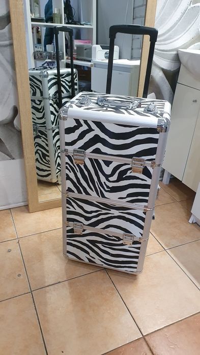 Kufer kosmetyczny XL zebra