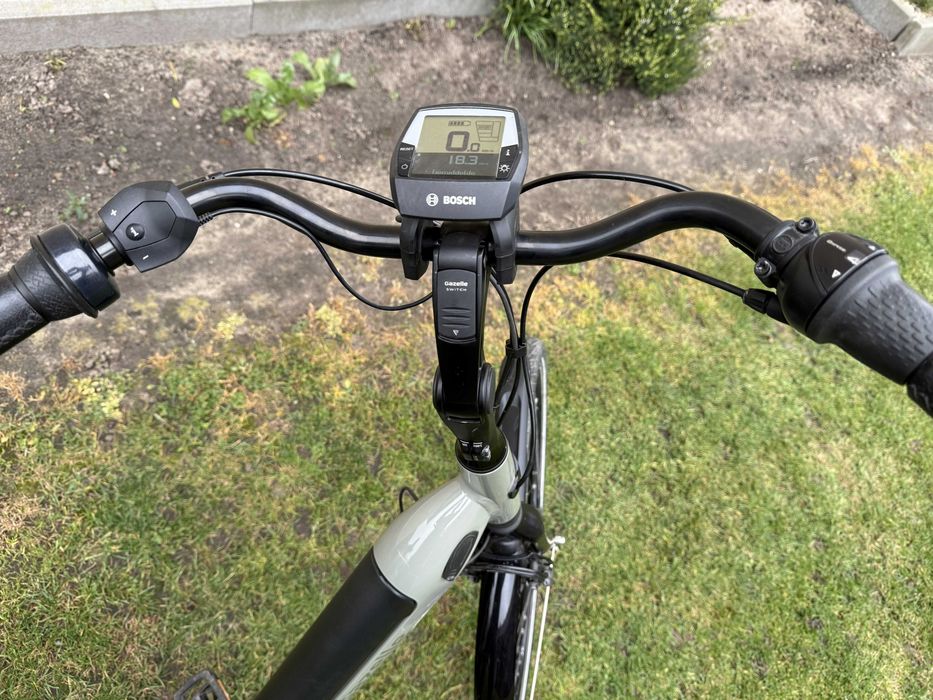 Rower elektryczny Gazelle grenoble C8