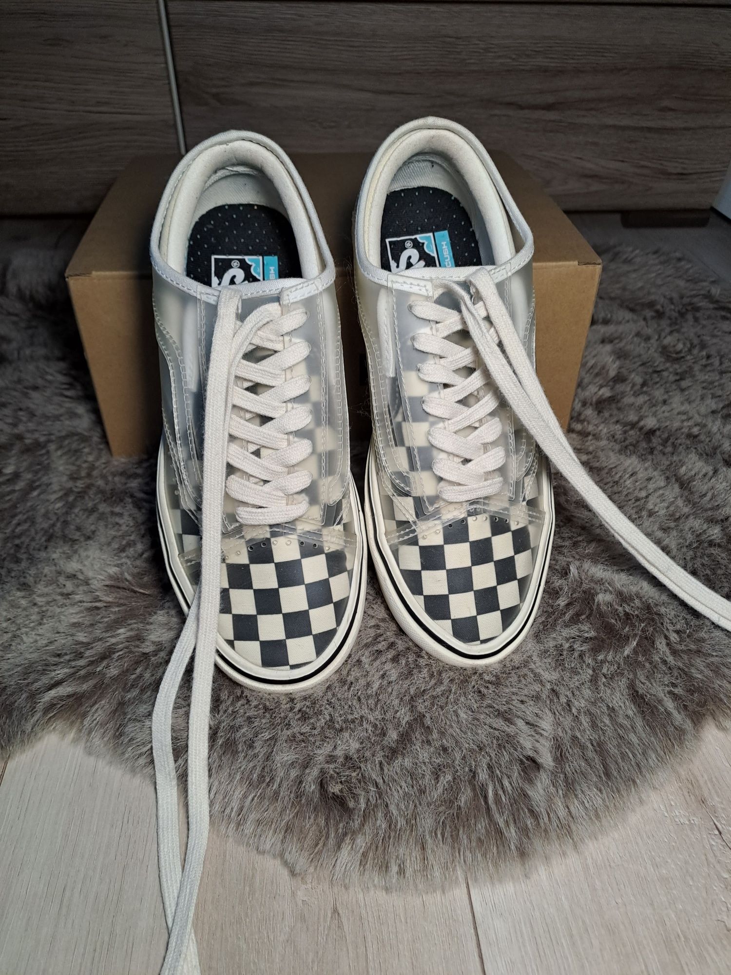 Buty Vans Old Skool checkerboard 37 23,5cm