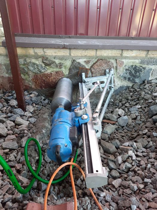 Алмазное сверление-бурение отверстий, резка бетона.