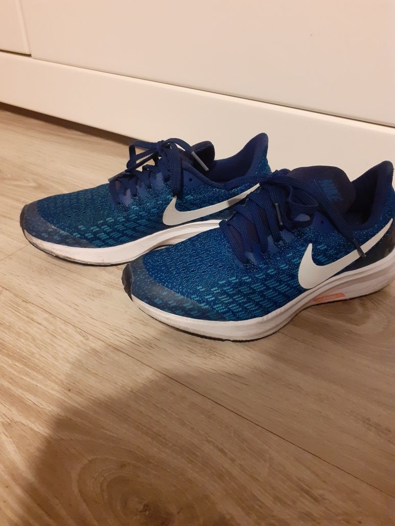 Buty zoom pegasus 35. Rozmiar 36,5