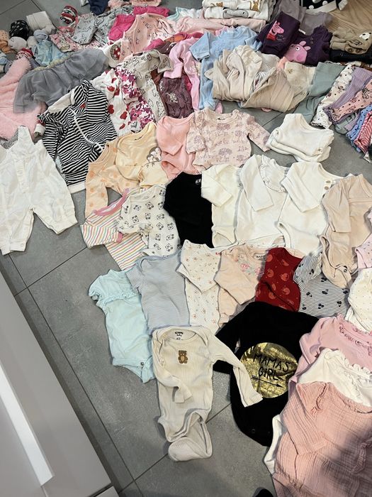 Duża paczka ciuszków niemowlęcych