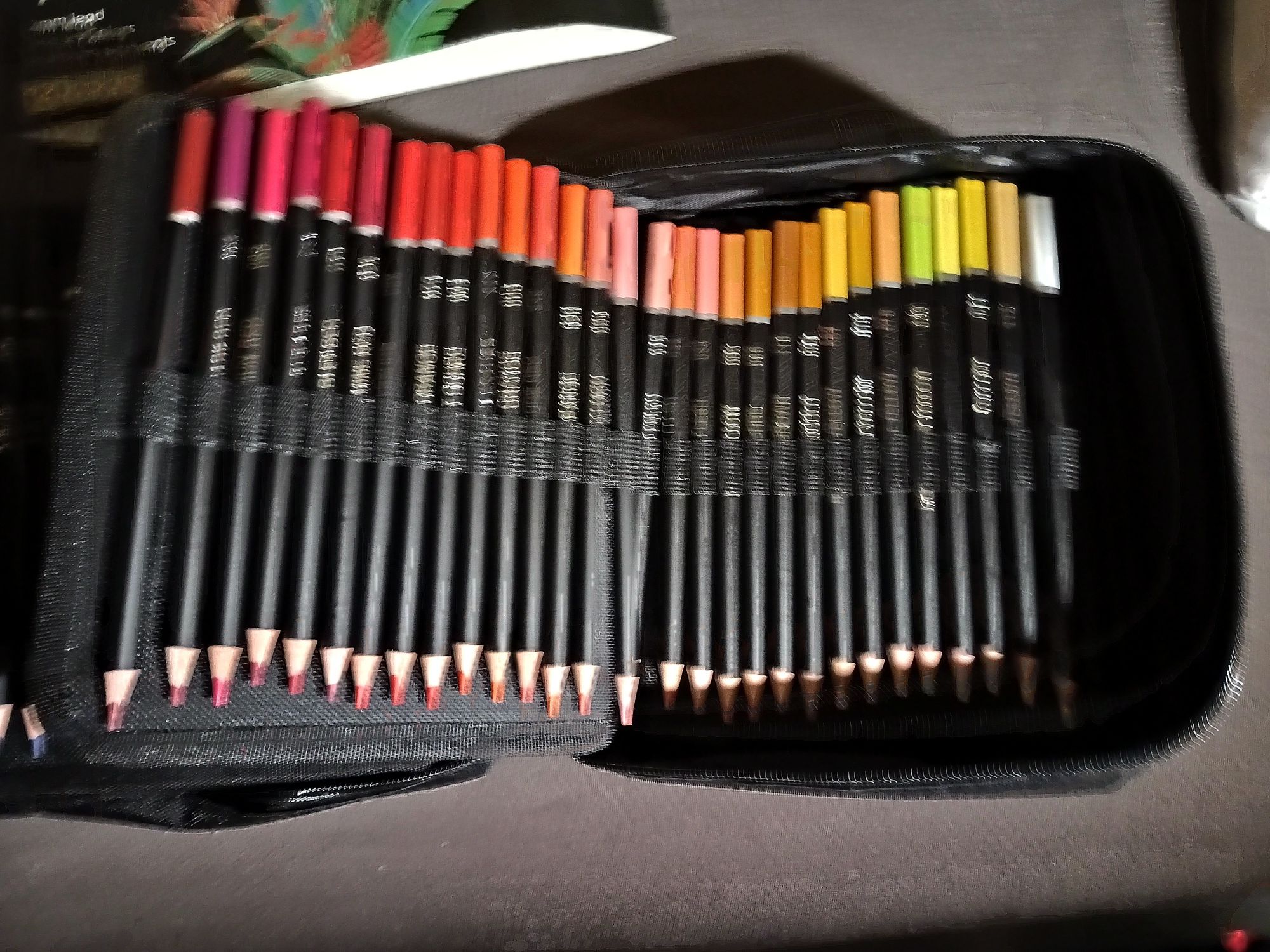 kredki ołówkowe 120 kolorów