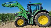 John Deere 6155M z ładowaczem