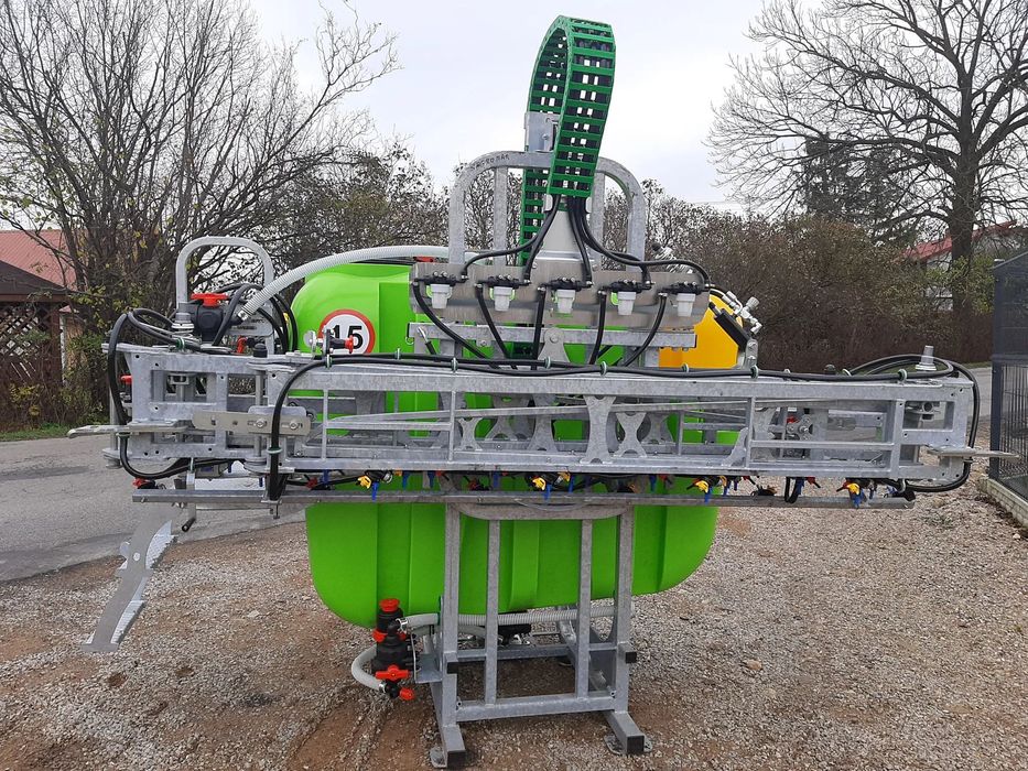 OPRYSKIWACZ ZAWIESZANY TOLMET Model: KLARA812/Potrójna oprawa rozpylaczy/Zawór stałociśnieniowy Fermo 5/ Darmowy transport/DOSTĘPNE OD RĘKI