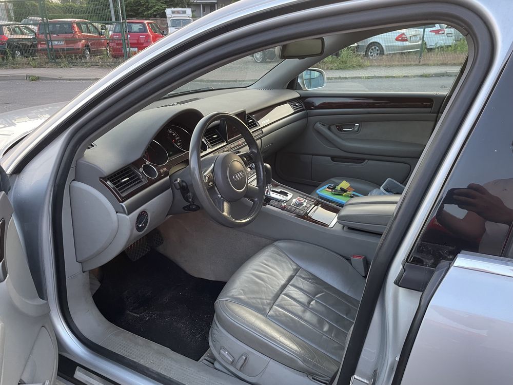 Audi A8 3.7 benzyna Quattro zarejestrowany w PL