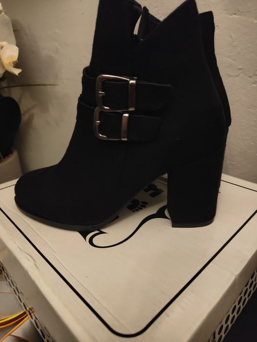 Nowe botki damskie rozmiar 36