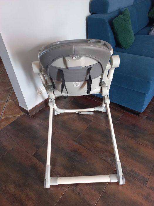 Krzesełko do karmienia Lionelo Cora