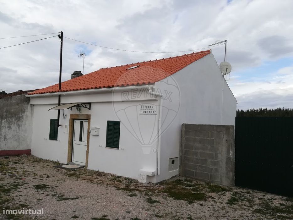 Moradia T2 para venda