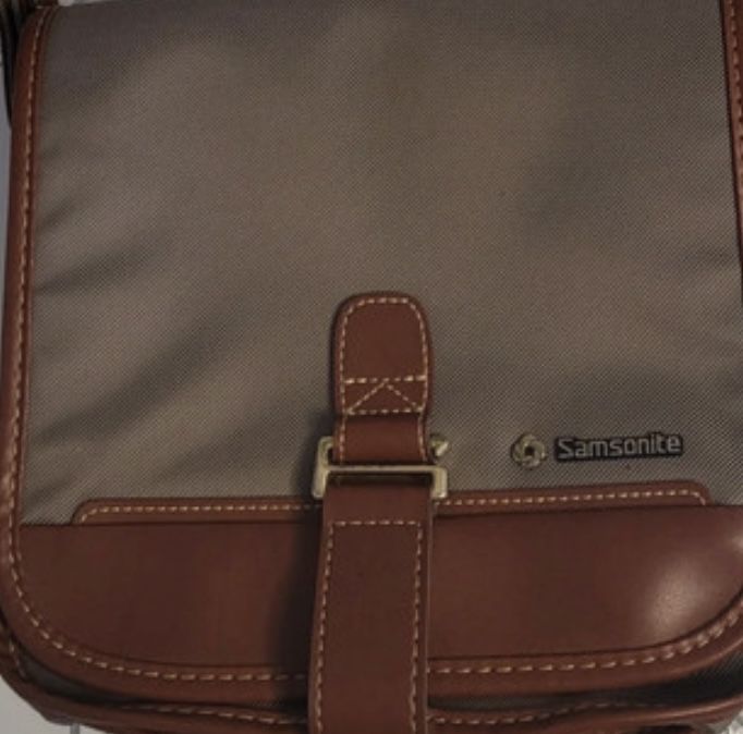 Samsonite torba listonoszka  kolor khaki