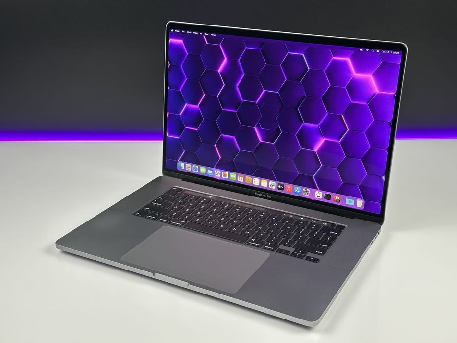 Laptop Apple MacBook Pro 16 A2141 | i9-9880H / 64GB / 1TB / Radeon/ US