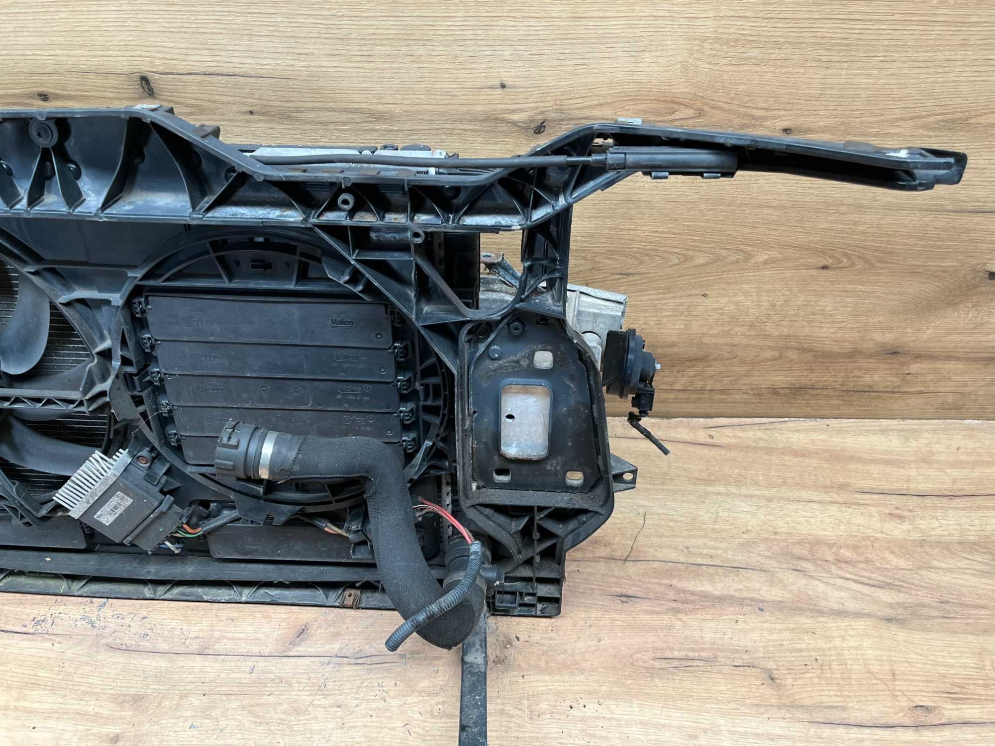 Pas przedni Audi A4 B8 3.2 V6 Manual