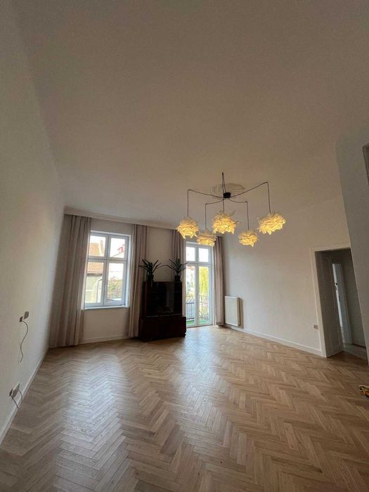 Dwupokojowe mieszkanie w centrum Brzeska, widok na Rynek, remont 2025