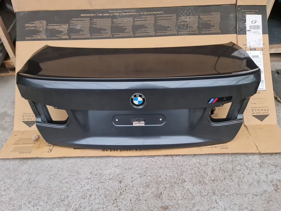 Klapa bagaznika Bmw F30 F80 M3 . Emblemat lotka spoiler . Orginal M3 !
