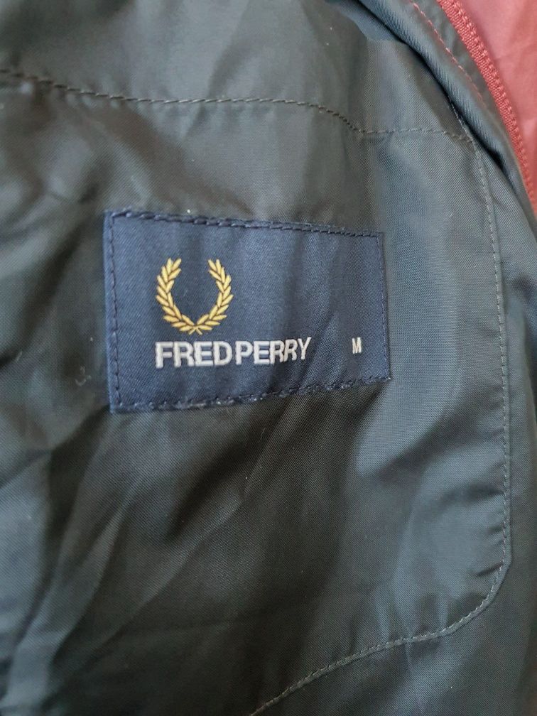 Ветровка (куртка) (бомбер)  Fred Perry "M"