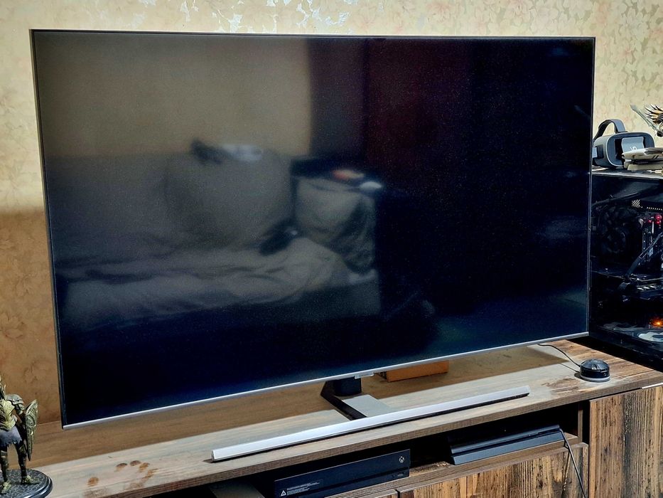 Samsung QLED 120 герц Q70T