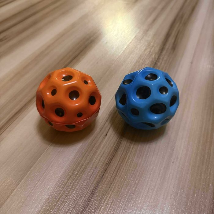 2 sztuki Piłki sensoryczne oodbijające antystresowe