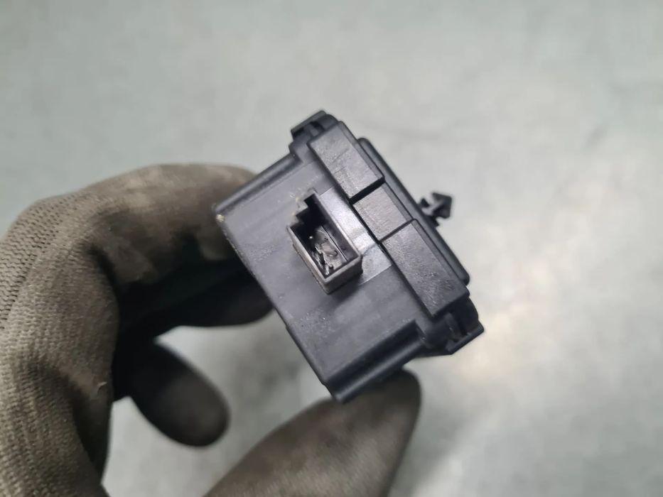 Módulo confort BMW X1 (F48)