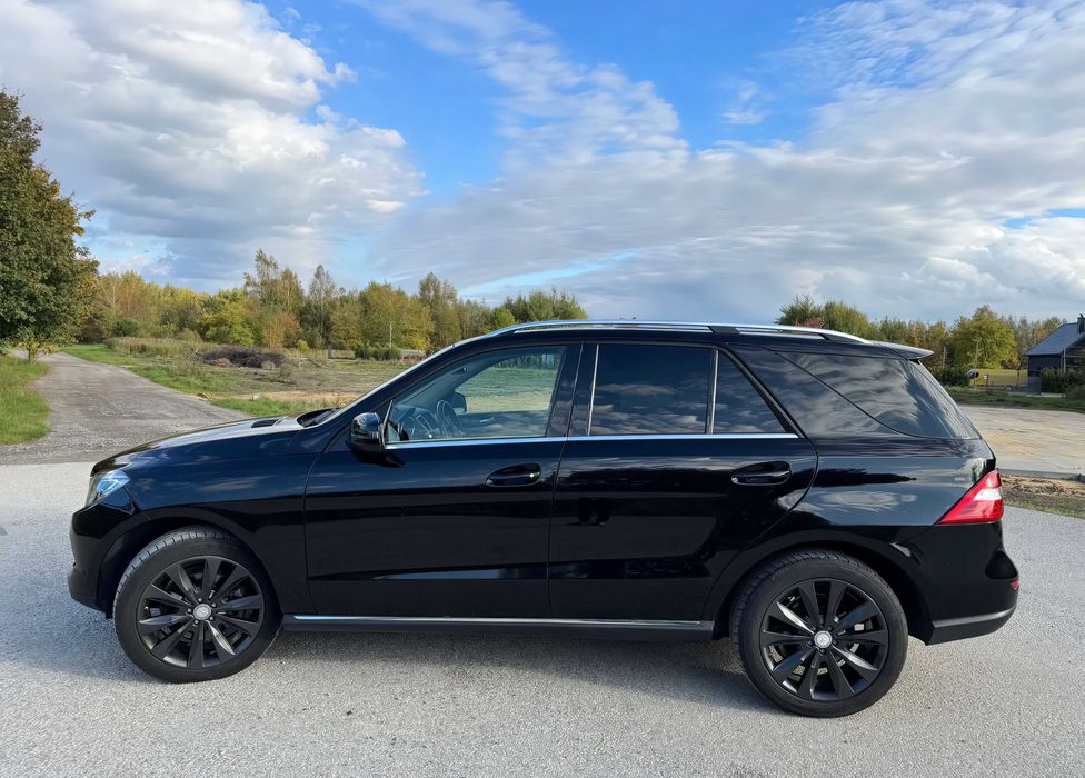 Mercedes-Benz ML      2015
