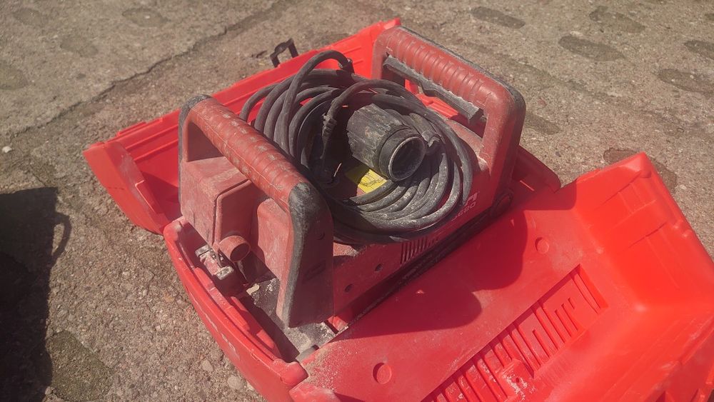 Bruzdownica HILTI DC-SE20