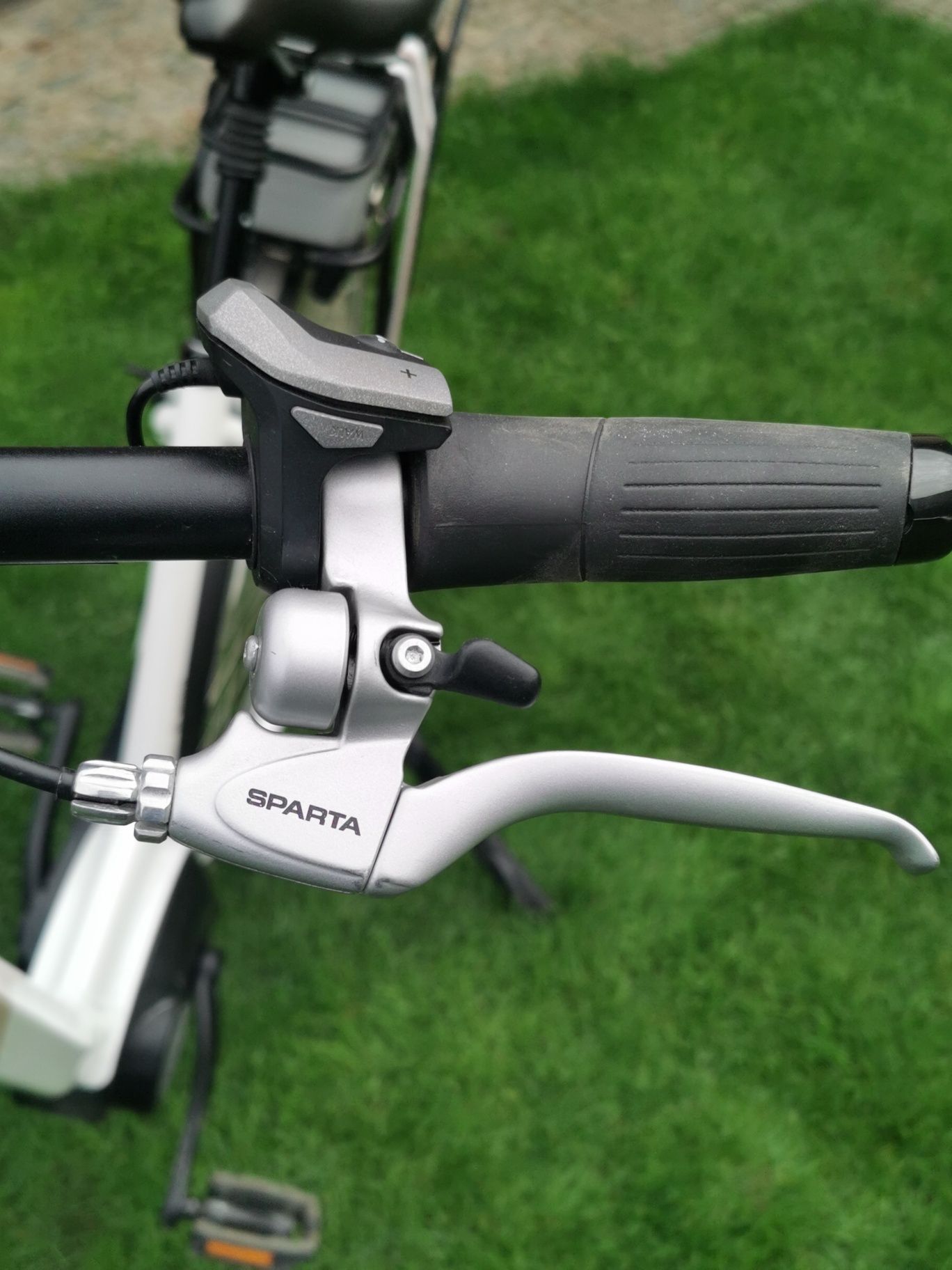 Holenderski rower elektryczny SPARTA napęd Bosch