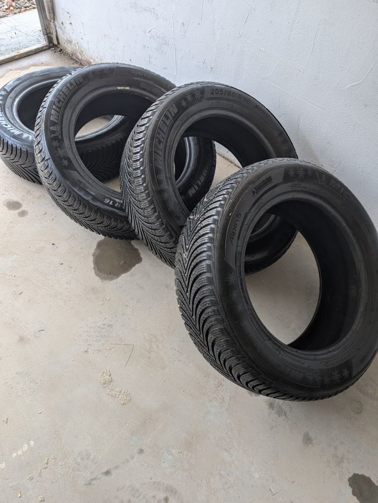 Opony Zimowe Michelin Alpin 5 205/60/16
