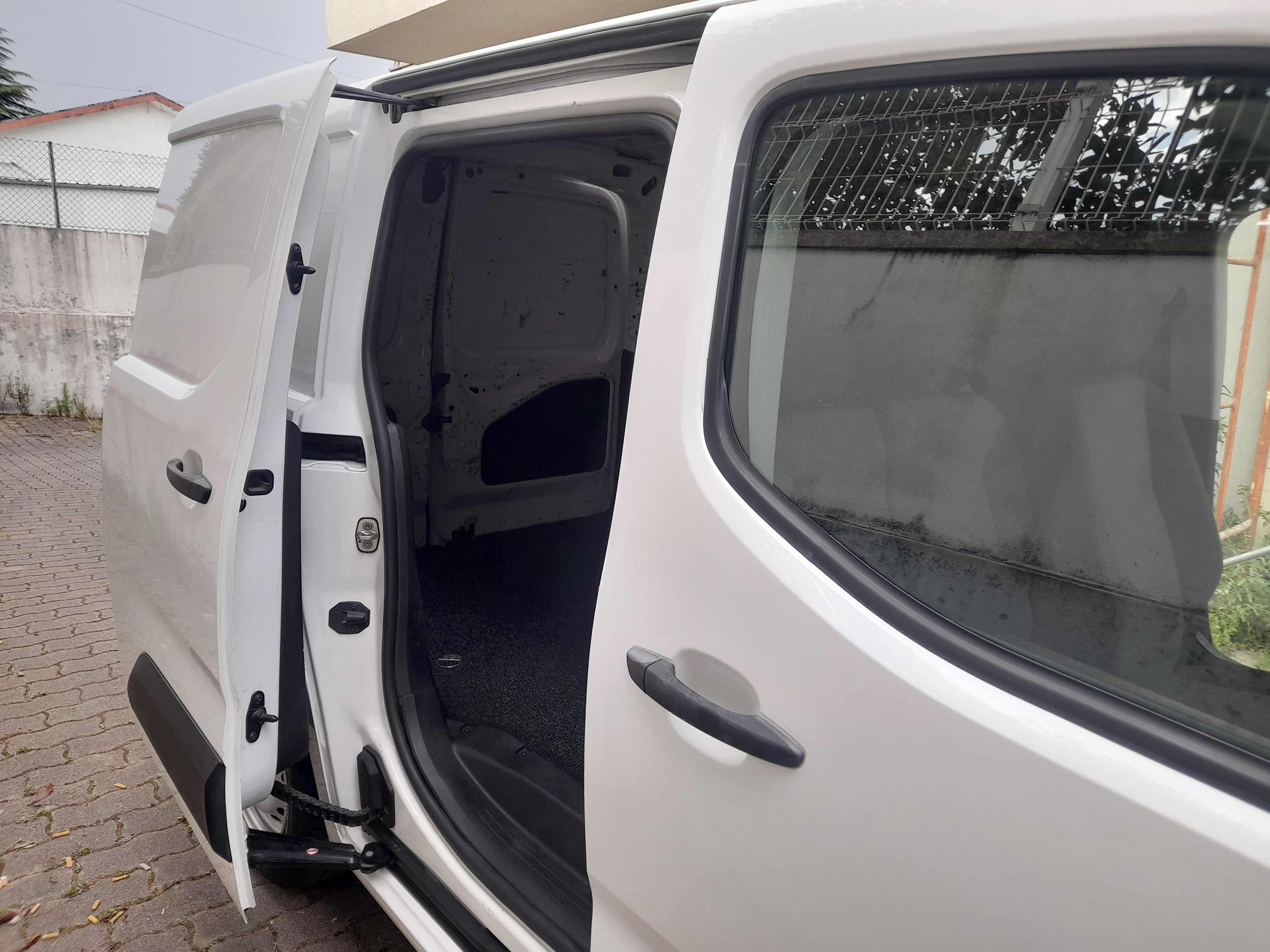 Opel Combo 1.6 D 3lugares Nacional