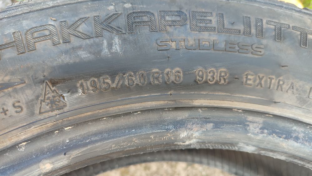 Nokian Hakkapeliitta R2 195/60 R16