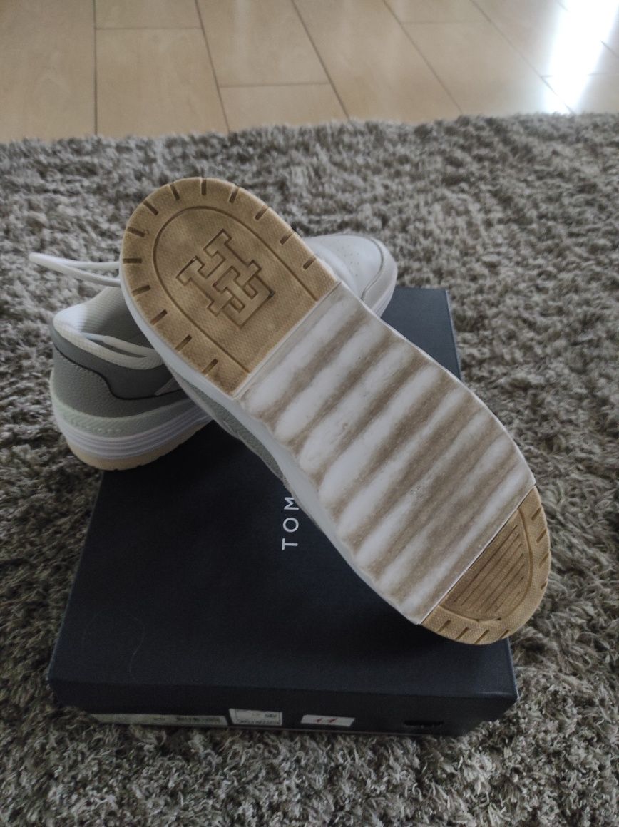 Tommy Hilfiger 39 sneakersy skóra