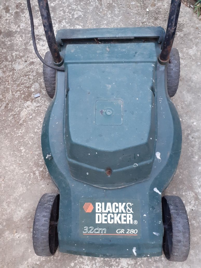 Corta relvas black & decker