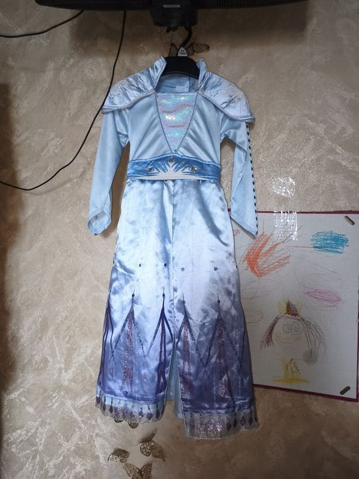 Сукня Ельзи холодне серце 2-3, 6 років