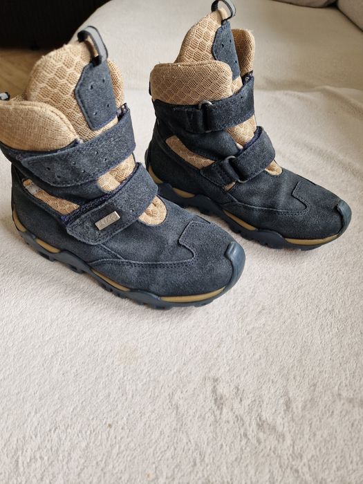 Buty zimowe firmy Bartek rozmiar 30