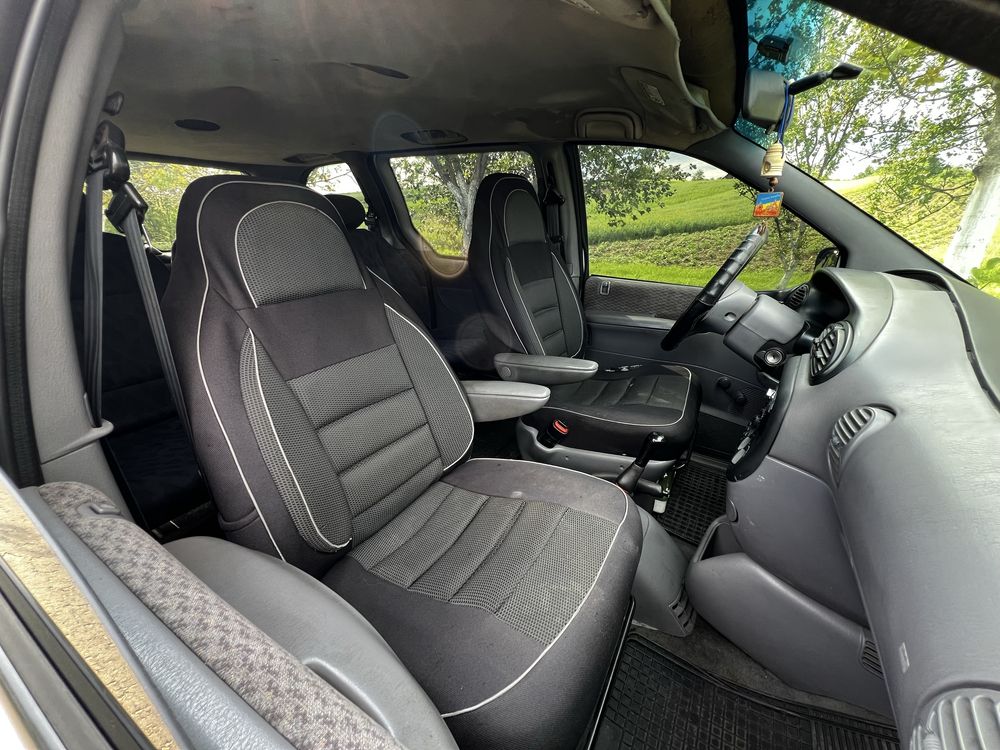 Продам автомобіль Dodge Ram Van 1999