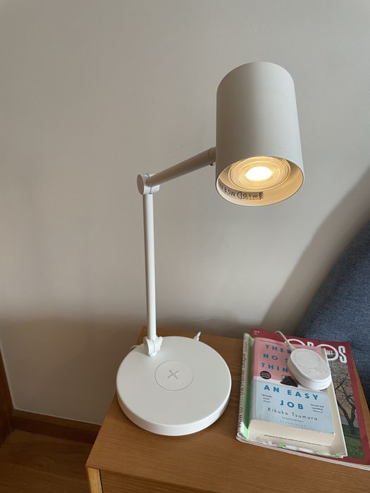 2 candeeiros com carregador sem fios Ikea