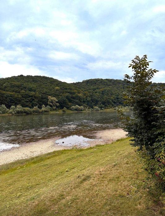 Будинок мрії на березі Дністра