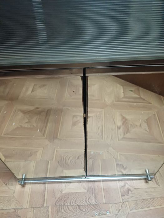 Farmácia de wc em bom estado