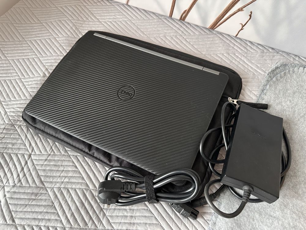 Laptop Dell Latitude E7470