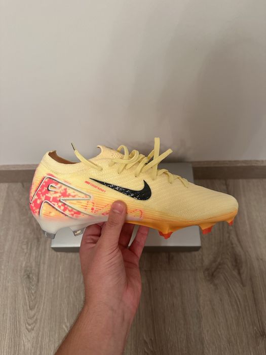Бутсы Nike Mercurial Vapor 16 40, 40.5