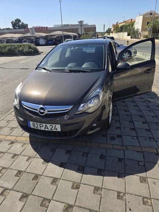 Opel Corsa 1.3 gasóleo muito estimado
